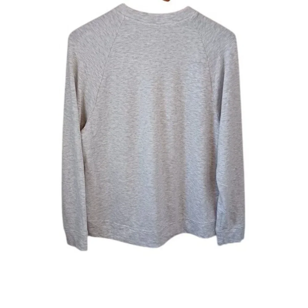Lou & Grey Signature Soft Plush Light Gray Heathered Raglan Sweatshirt Size M - Picture 2 of 8